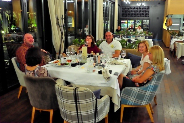 Вечеря в клиника за отслабване | LuckyFit