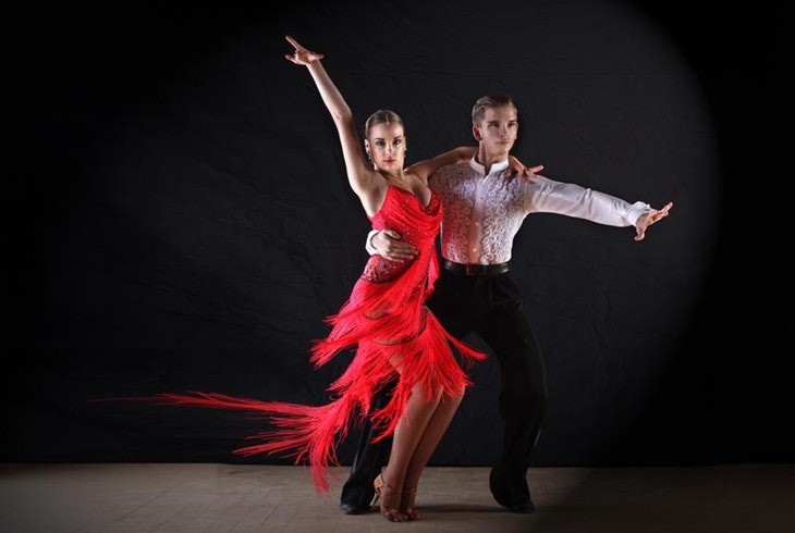 Отслабване със салса танци | LuckyFit