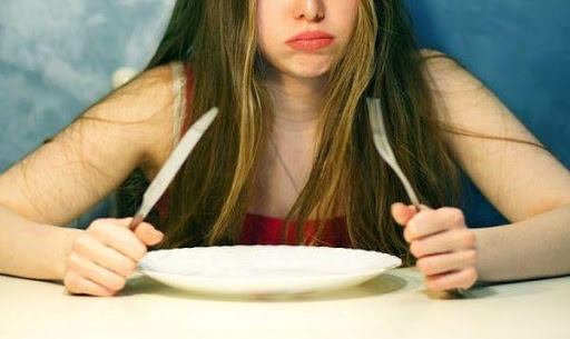 Рискове от агресивните диети за отслабване