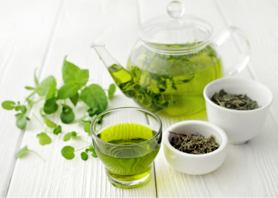 Зеленият чай и отслабването: всичко, което трябва да знаете