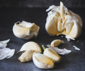 Детокс с билки и натурални продукти: ползи, примери и рецепти