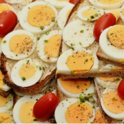 Как се трансформира тялото ни ако ядем по 2 варени яйца дневно?