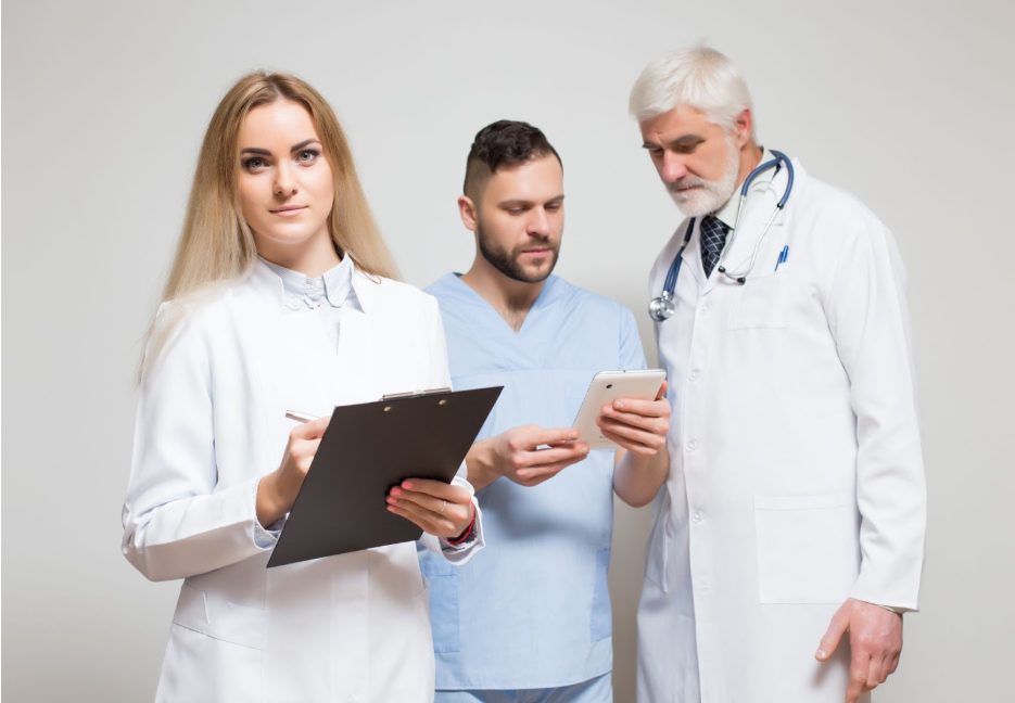 Екип от лекари